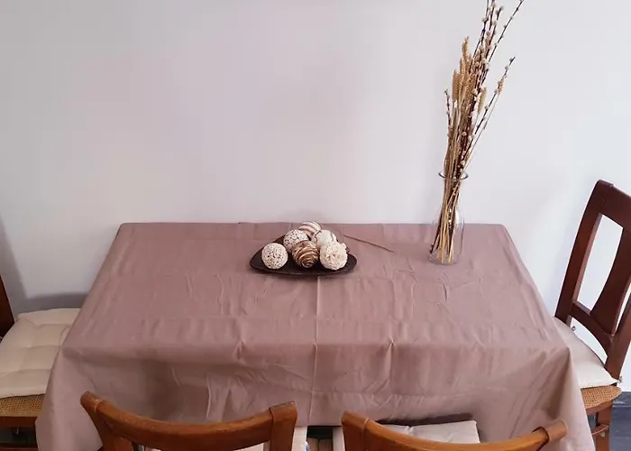 Spacious In The Historical Center Of Athens